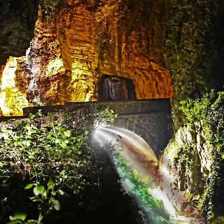 Paradiso Pieve By Gardadomusmea Villa